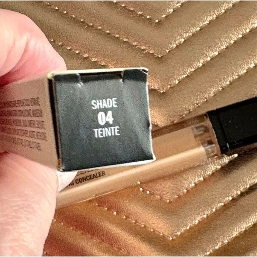 JAPONESQUE - NIB - Perfecting Concealer in Shade 4, Full Size.